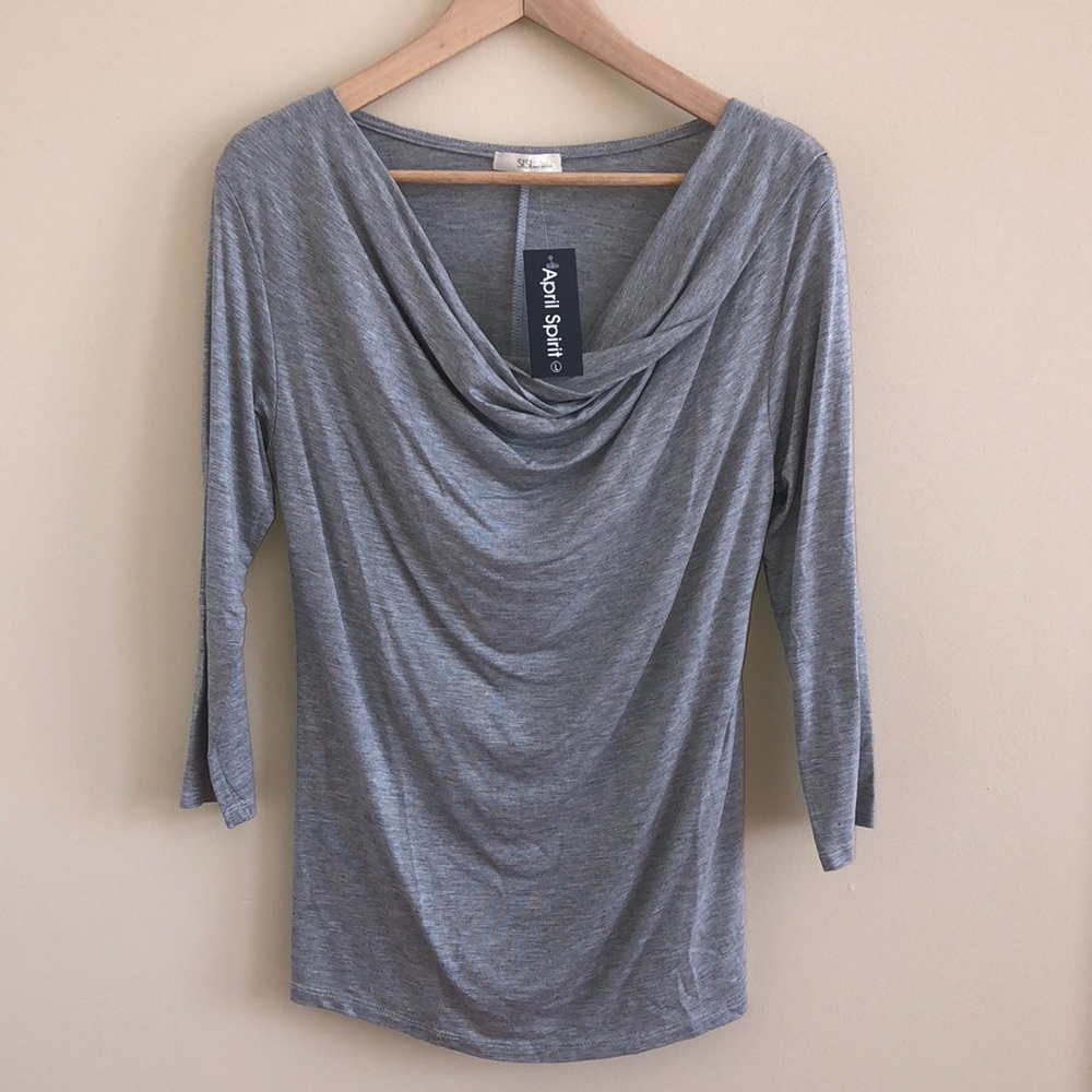 🦩4/$25 NWT 3/4 Sleeve Fitted Top - Picture 4 of 4